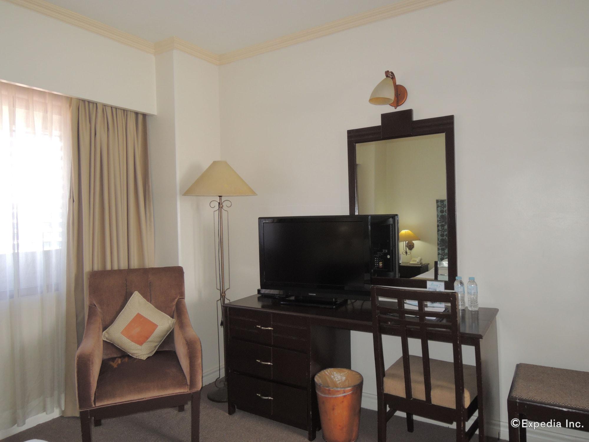 The Bellavista Hotel Lapu-Lapu City Zewnętrze zdjęcie