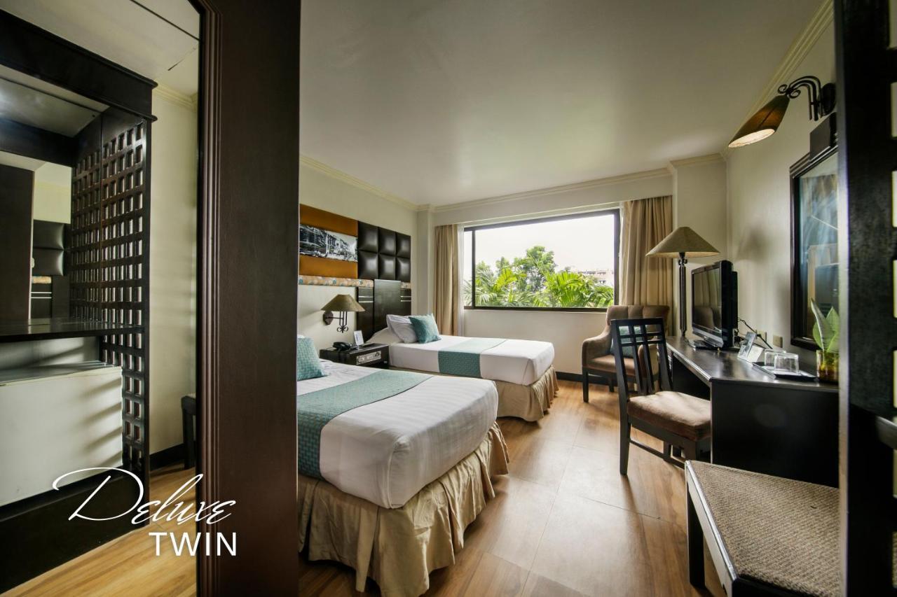 The Bellavista Hotel Lapu-Lapu City Zewnętrze zdjęcie