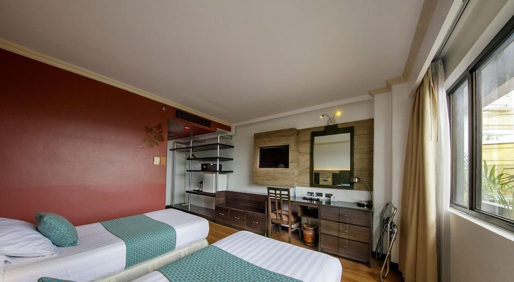 The Bellavista Hotel Lapu-Lapu City Zewnętrze zdjęcie