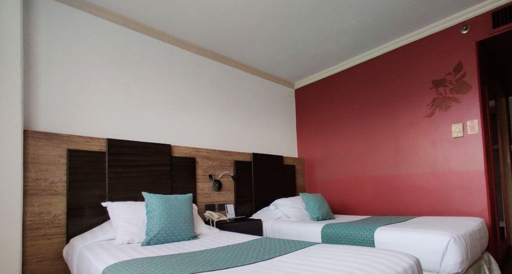 The Bellavista Hotel Lapu-Lapu City Zewnętrze zdjęcie