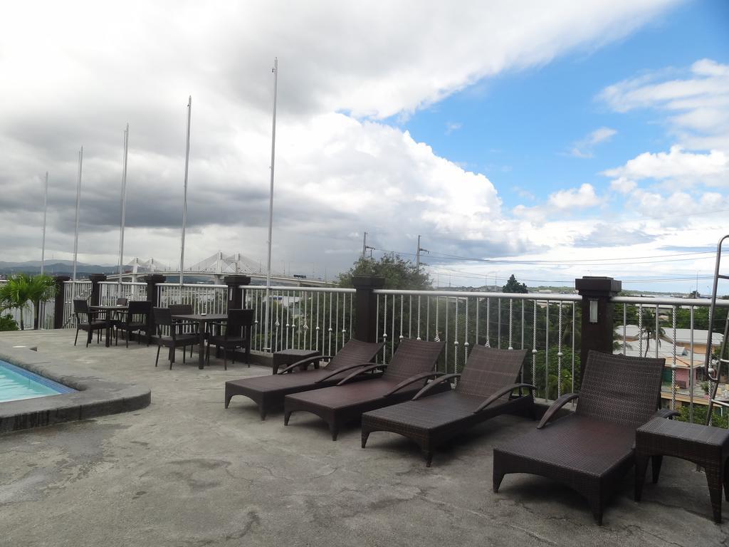 The Bellavista Hotel Lapu-Lapu City Zewnętrze zdjęcie