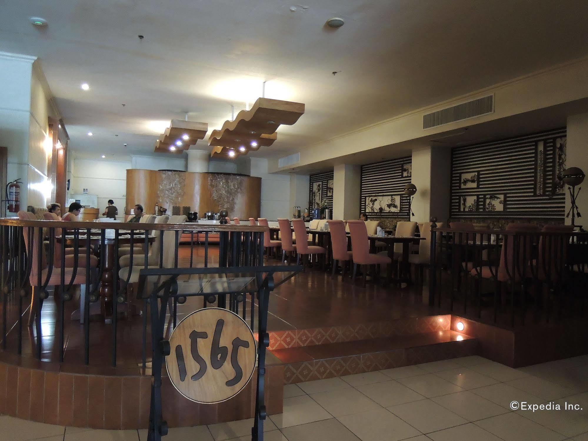 The Bellavista Hotel Lapu-Lapu City Zewnętrze zdjęcie