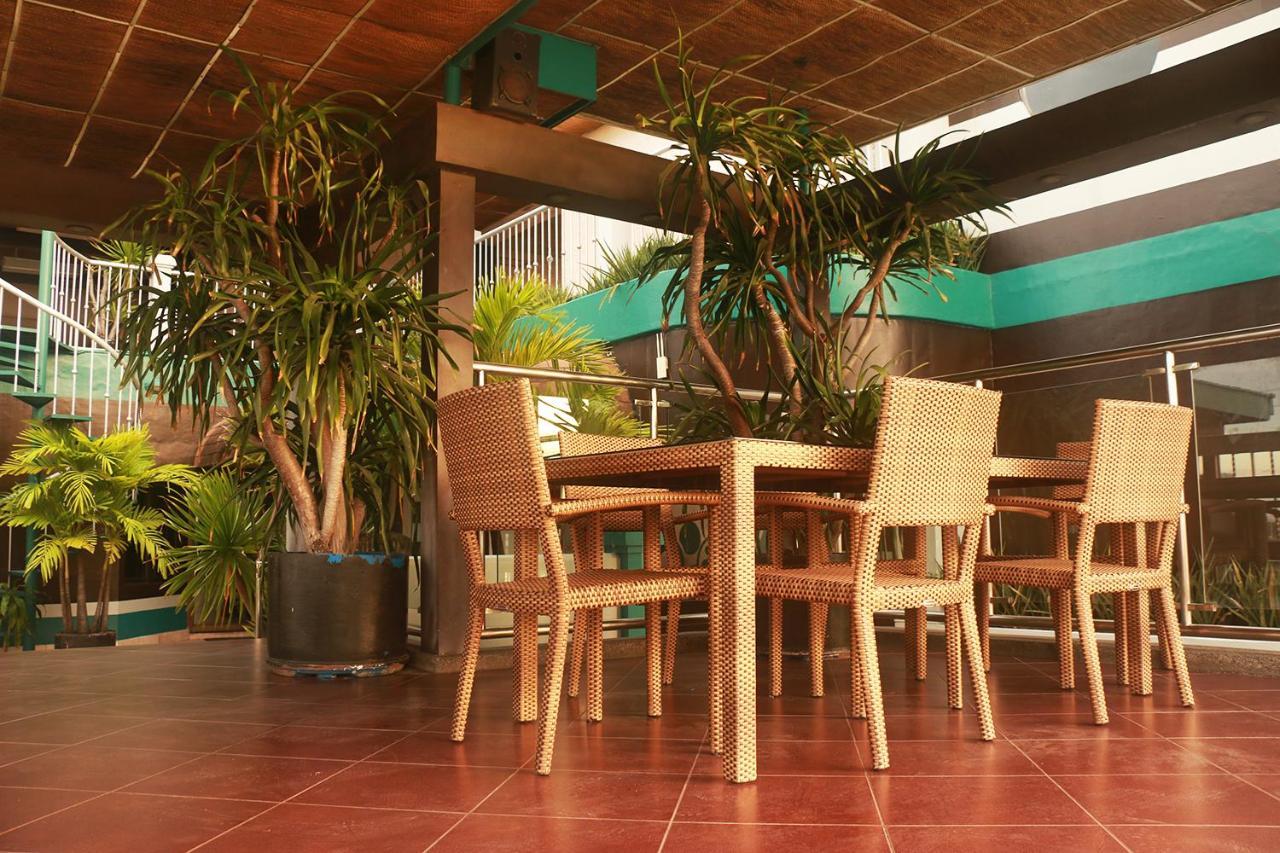 The Bellavista Hotel Lapu-Lapu City Zewnętrze zdjęcie