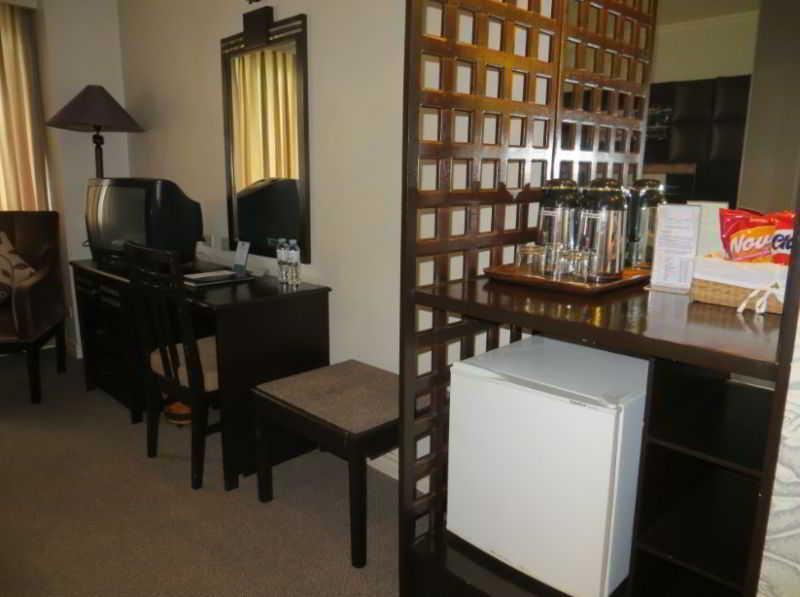 The Bellavista Hotel Lapu-Lapu City Zewnętrze zdjęcie